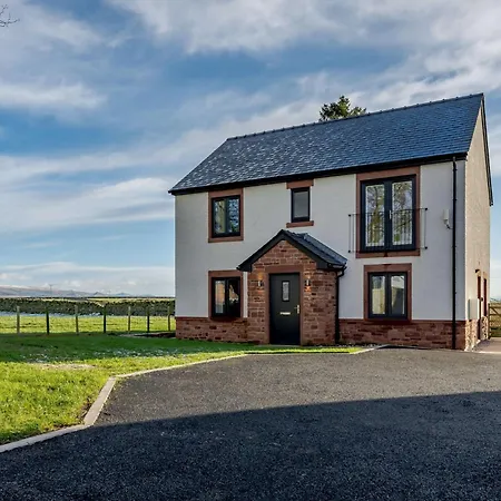 4 Bed In Eden Valley 89353 Holiday home