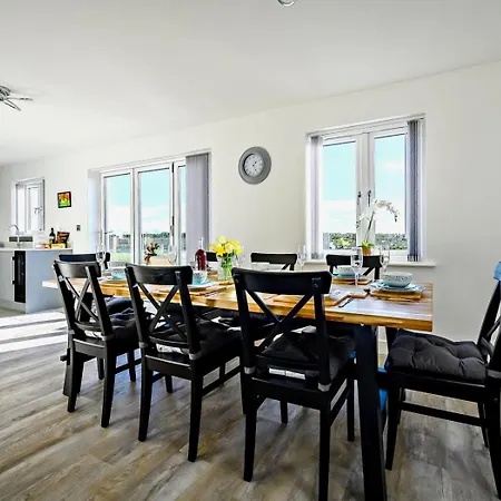 4 Bed In Penrith Oc-89353 度假居 *
